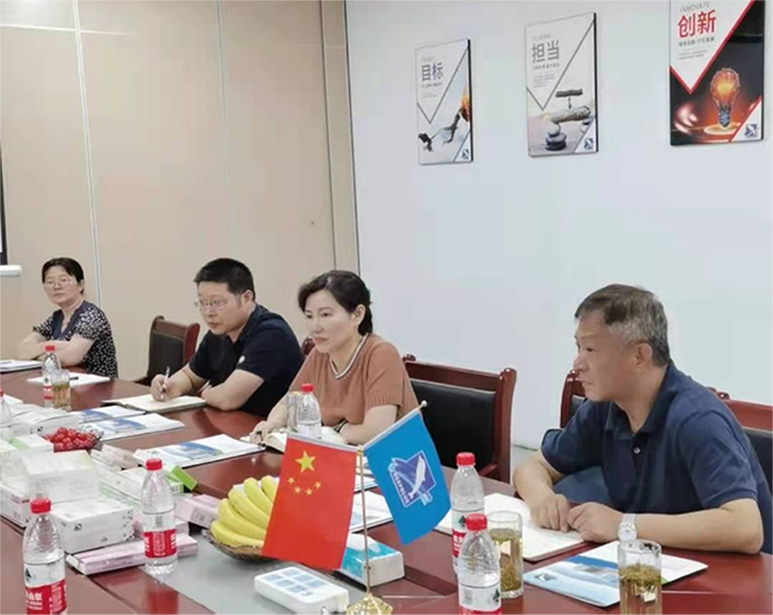 省藥品監(jiān)督管理局第一分局局長張淼一行蒞臨深藍醫(yī)療考察調研